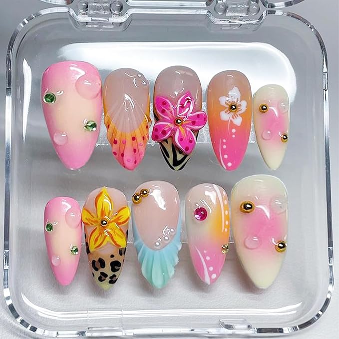 24Pcs Summer Flower Press on Nails Medium Almond Fake Nails with 3D Seashell Designs Pearl Rhinestones Glue on Nails French Tip Acrylic Nails Beach False Nails Hibiscus Flower Stick on Nails for Women