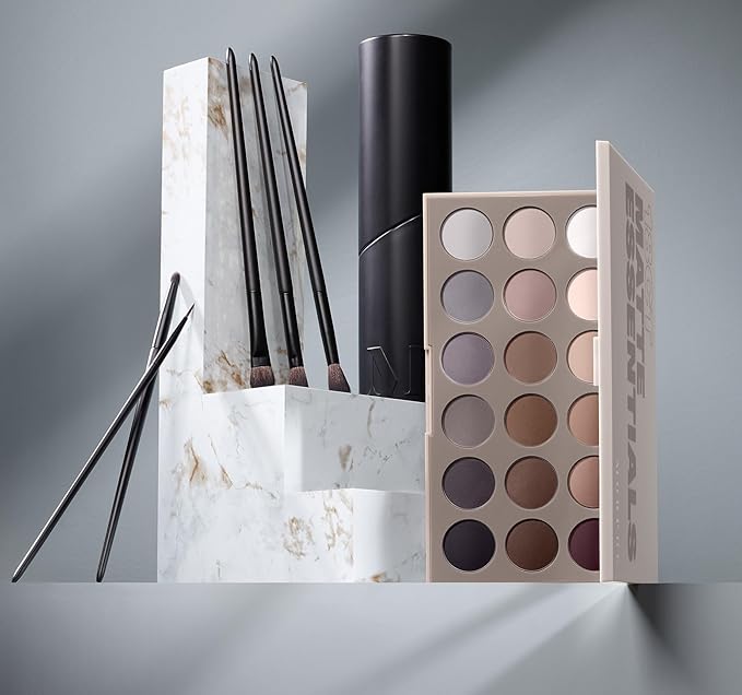 Morphe 18CT Makeup Palette - Matte Essentials Artistry Palette with Cool-Toned, All Matte Shades - Made to Build, Blend & Layer Flawlessly for Everyday, Versatile Makeup Looks (0.68 oz)