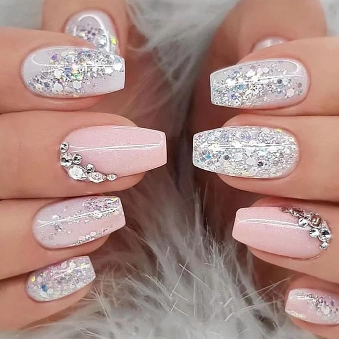 Press on Nails Coffin Short False Nails with Silver Glitter Design, White Silver Full Cover Fake Nails, Artificial Acrylic Glossy Stick on Nails for Women 24 Pcs