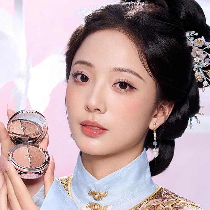 Flower Knows Butterfly Cloud Collar Rouge Box Contour & Blush Duo Palette, Brown Culpting Matte Finish Contour & Blush Powder, Buildable & Blendable Makeup for cheeks(05 Pearwood)