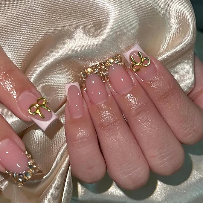 24Pcs French Tip Press on Nails Short Square Fake Nails with Luxury Gold Bow Rhinestones Design Glitter False Nails Full Cover Artificial Glue on Nails Nude Stick on Nails for Women Manicure Salon DIY