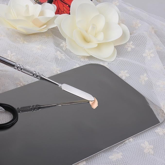 Onwon Stainless Steel Professional Pro Lady Cosmetic Makeup Palette Nail Eye Shadow Mixing Makeup Palette with Spatula Tool(150x100MM)