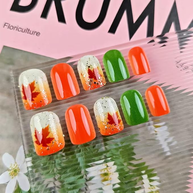 24Pcs Maple Leaf Press on Nails Thanksgiving Short Square False Nails Glossy Gold Foil Acrylic Fake Nail Fall Leaves Stick on Fingernails Autumn Orange Gradient Gel Glue on Nail for Coquette Women