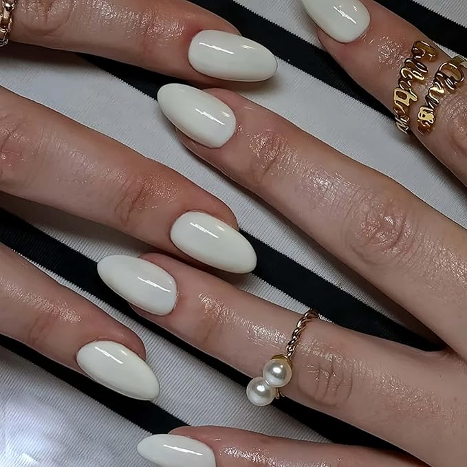 Press on Nails Pure White Short Almond Fake Nails Glossy Acrylic Nails Full Cover Glue on Nails Milky White Nail Art Design Solid Color Stick on Nails for Women and Girls 30 Pcs Artificial Nails