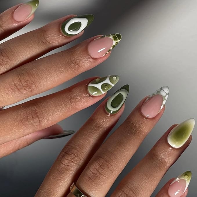 IMRAIN Press on Nails Medium Almond Fake Nails Green French Tip False Nails with Crocodile Print Designs Glossy Glue on Nails Full Cover Acrylic Artificial Stick on Nails for Women Girls 24Pcs