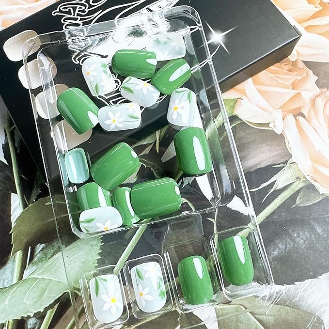 24Pcs Green Press on Nails Short Square Shape White Flower Fake Nails with Designs Reusable Spring Acrylic Nails Press On Solid Color Artificial Nails Cute Floral Stick on Nails for Women Nail Kit