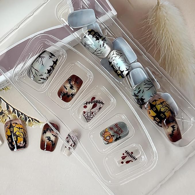 30Pcs Cat Nails Halloween Press on Nails Short Fake Nails with Goth Bat Pumpkin Spider Web Designs Silver Orange False Nails Full Cover Artificial Glue on Nails Cute Stick on Nails for Women DIY