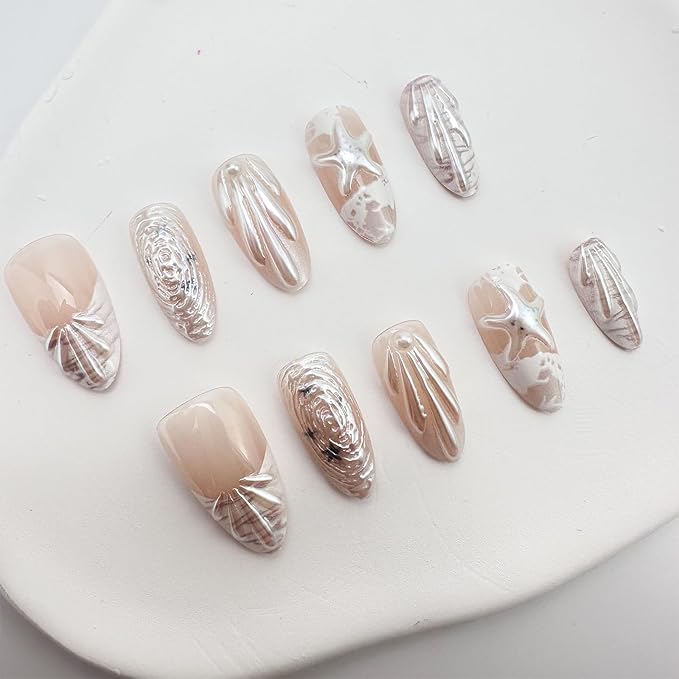 30Pcs Summer Shell Press on Nails Medium Almond Fake Nails with 3D Starfish Star Pearl Design White Brown French Tip Acrylic Nails False Nails Ombre Full Cover Stick on Nails for Manicure DIY