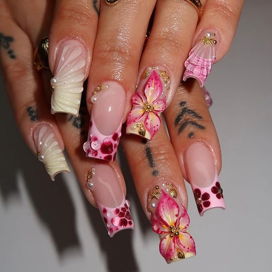 24Pcs Summer Press on Nails Medium Square Fake Nails with Pearl Rhinestones Designs Gold Starfish Seashell Glue on Nails 3D Flower Acrylic Nails Beach False Nails French Tip Stick on Nails for Women