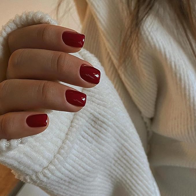 KQueenest Burgundy Red Press on Nails Short Square Nails Set, Dark Color Fake Nails Short, Small Gel Nails Press Ons, Acrylic Glue on Nails, Natural Short Nails, Petite False Nails in 24 Pcs