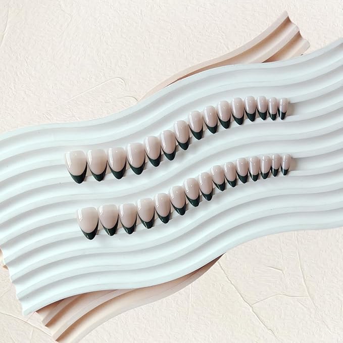 30Pcs Black French Tip Press on Nails Short Almond Nails Press ons, Short Fake Nails Almond Shaped Acrylic French Glue on Nails False Nail for Women, Natural Stiletto Nail 15 Sizes