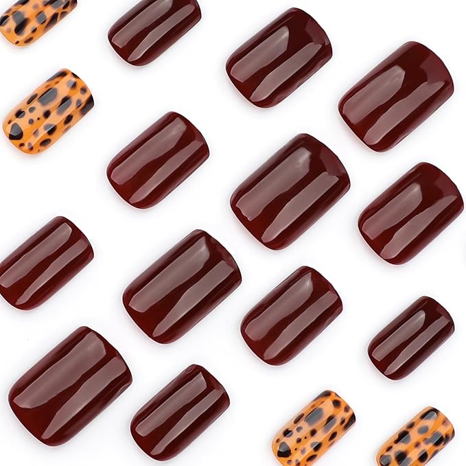 Short Fake Nails Square Press on Nails Brown False Nails with Leopard Print Design Full Cover Acrylic Nails Artificial Stick on Nails Glue on Nails for Women Holiday Nails 24Pcs