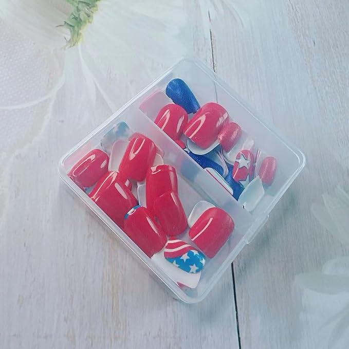 Independence Day Press on Nails Kit - Short Square Fake Nails with Five-Pointed Star Glitter Design,Glossy 4th of July False Nails Cute French Nails American Flag Manicure Art for Women 48Pcs