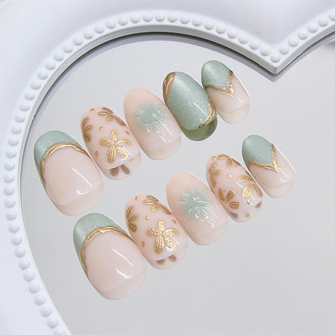3D Flower Press on Nails Glossy Green Short Oval False Nail 24Pcs Gold Leaves Press ons Fingernails Curve Line Gel Glue on Acrylic Fake Nails French Tips Stick on Nail for Holiday Manicure Art