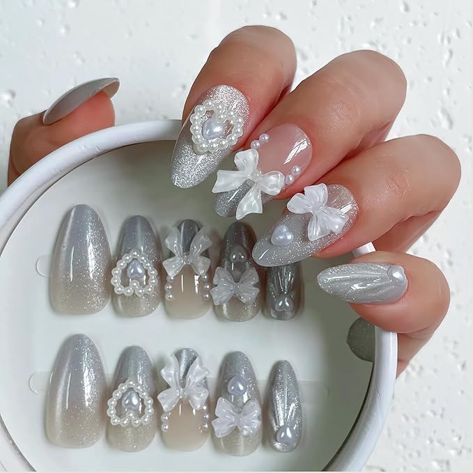 Silver Gradient Cat Eye Press On Nails – 24PCS Medium Almond Fake Nails with 10 Sizes, 3D Floral Design, Reusable Glue-On Nail Tips for Women, Natural Fit for All Occasions