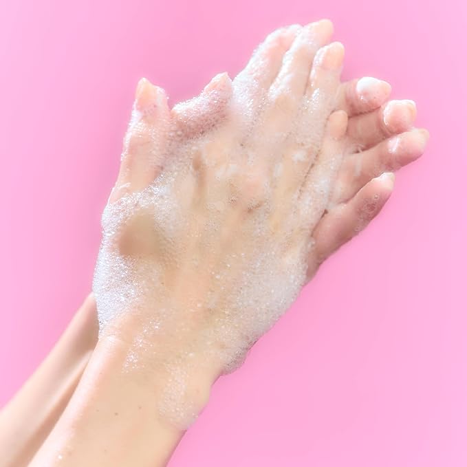 Tree Hut Mistletoe Magic Serum Infused Hand Wash, Nourish & Hydrate Hands, Strengthening Skin Care, Long-Lasting Scent, Cleanse & Lock in Moisture, Cermamide, Holiday Gift & Stocking Stuffer, 11 fl oz