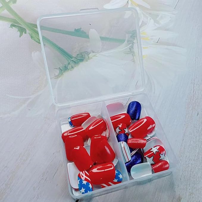 Independence Day Press on Nails Kit - Short Square Fake Nails with Five-Pointed Star Glitter Design,Glossy 4th of July False Nails Cute French Nails American Flag Manicure Art for Women 48Pcs