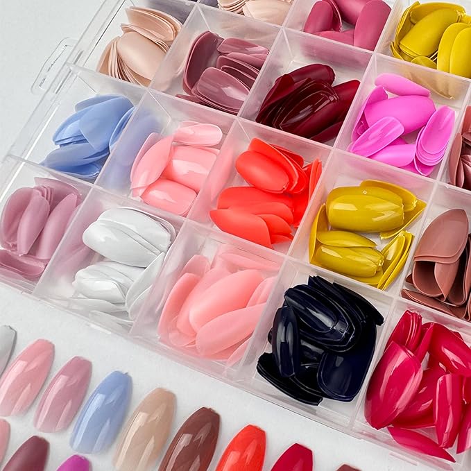 576 Pcs Short Coffin Press on Nails Solid Color Fake Nails Full Cover False Nails Glossy & Matte Acrylic Glue on Nails Reusable Artificial Nails Stick on Nails for Women Manicure 24 Color
