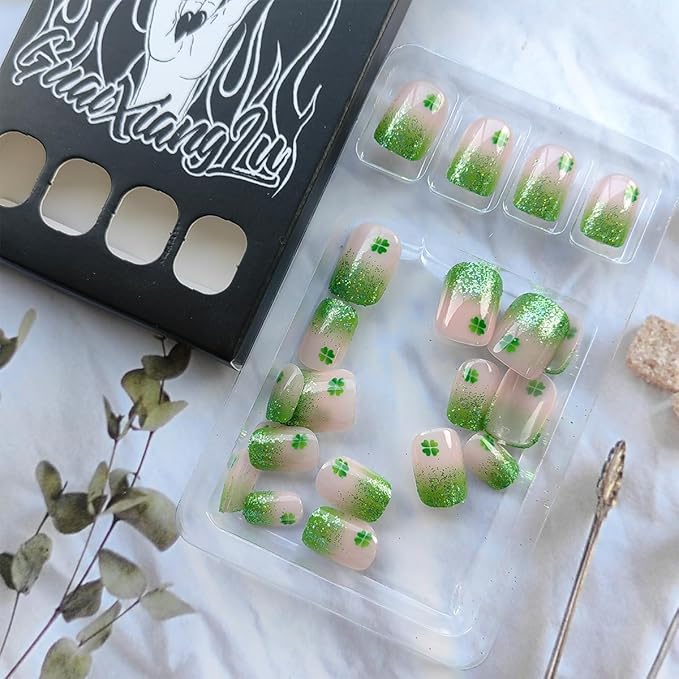 24Pcs St. Patrick's Day Fake Nails French Tip Press on Nails Short Square False Nails Shamrock Glue on Nails with Green Glitter Nails Tip Design Four Leaf Clover Acrylic Nails for Irish Women Manicure