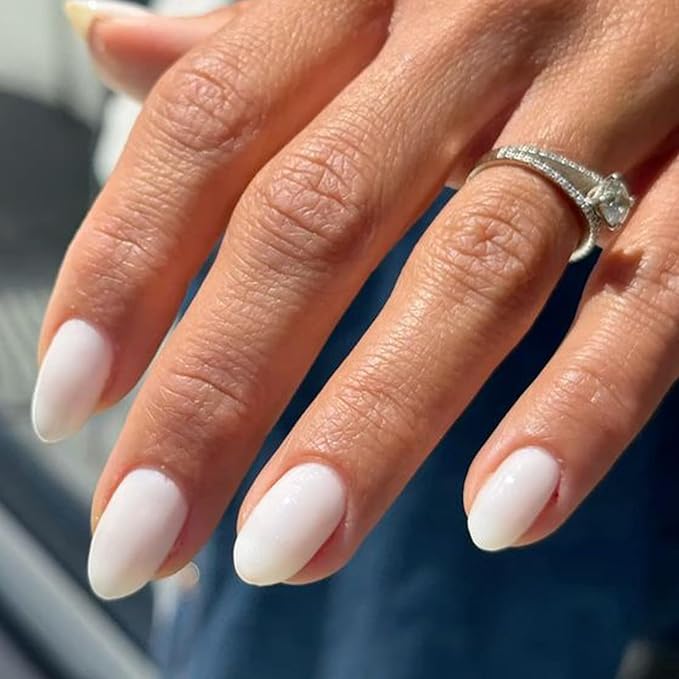 modelones Short Press on Nails, Oval Fake Nails Kit Press Ons with Nail Glue, Adhesive Tabs, Nail File, Prep Pad, Manicure Stick, 32Pcs 16 Sizes, Milky White, Christmas