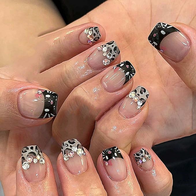 Cute Fake Nails with French Tip Design Press on Nails Short Length Rhinestones Fake Nails for Women and Girls 24pcs
