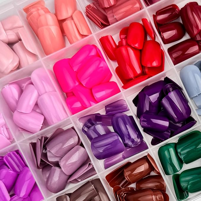 576Pcs Press on Nails Short Square Fake Nails Solid Color False Nails Full Cover Glossy Acrylic Glue on Nails Reusable Artificial Nail Stick on Nail for Women Manicure