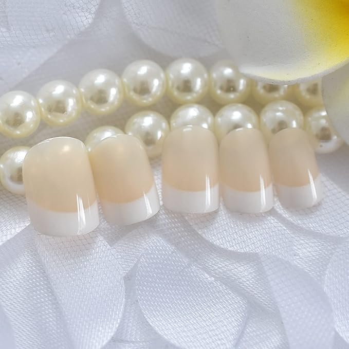 Natural Beige Nude White Press on Nails Short Squoval French Nail Tips False Nails Easy Wear Salon Manicure Reusable UV Gel Fake Nails DIY Nail Art at home