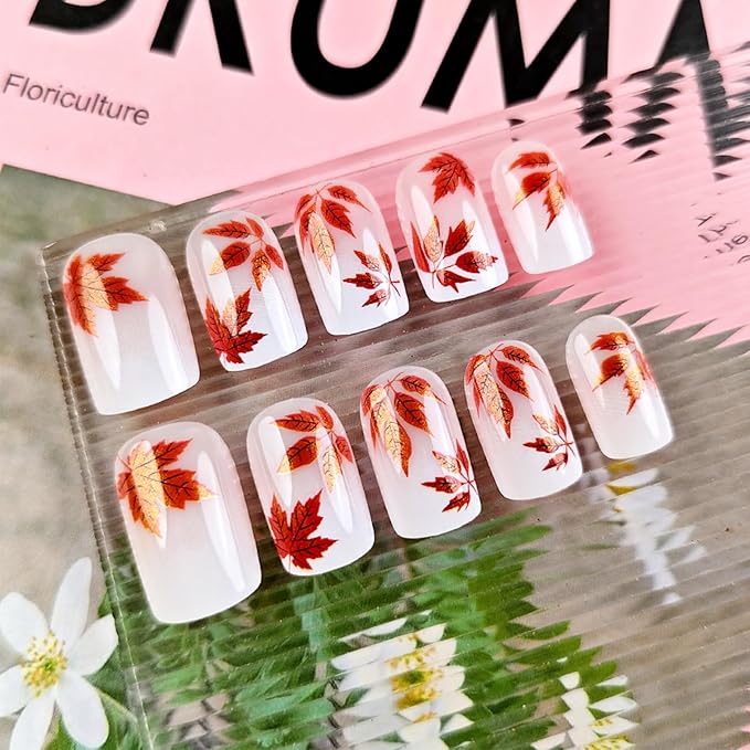 Sparkly Maple Leaf Press on Nails Thanksgiving Medium Square False Nails Glossy Gold Glitter Acrylic Fake Nail 24Pcs Fall Leaves Stick on Fingernails Autumn Gel Glue on Nail for Coquette Women Girls