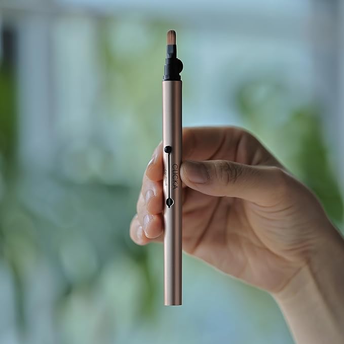 Retractable Automatic Lid Professional Lip Brush 1pc (Champagne Gold)