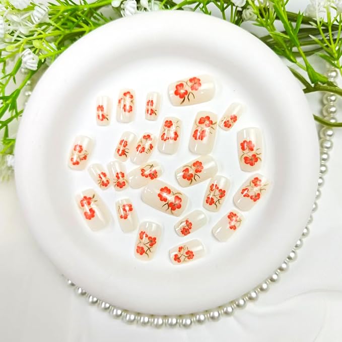 White Press on Nails Medium Square Fake Nails with Flower Designs Spring Nails Press ons Summer Acrylic Nails for Women 24Pcs