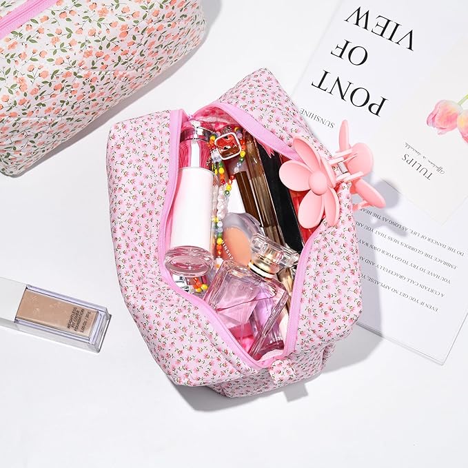 Soidram quilted makeup bag floral