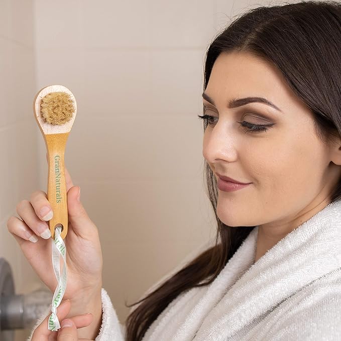 GranNaturals Manual Facial Brush Dry Brushing Scrubber - Stiff Boar Bristles for Exfoliation - Promotes Lymphatic Drainage, Deep Cleansing, Gentle Pore Cleaning for Glowing, Soft Skin - Wooden Handle