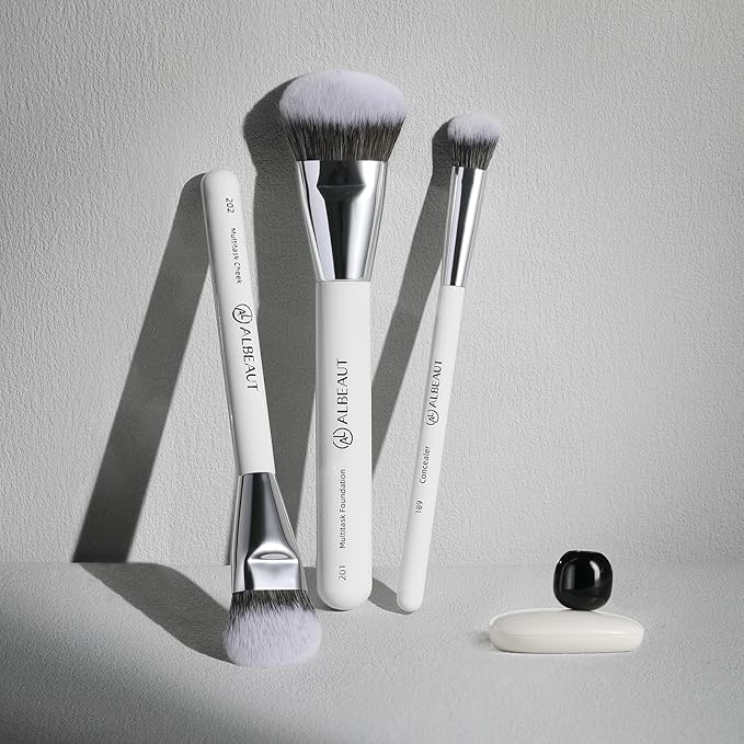 Makeup Brush for Foundation Concealer Blush Contour Liquid Cream Blending Angled Shape