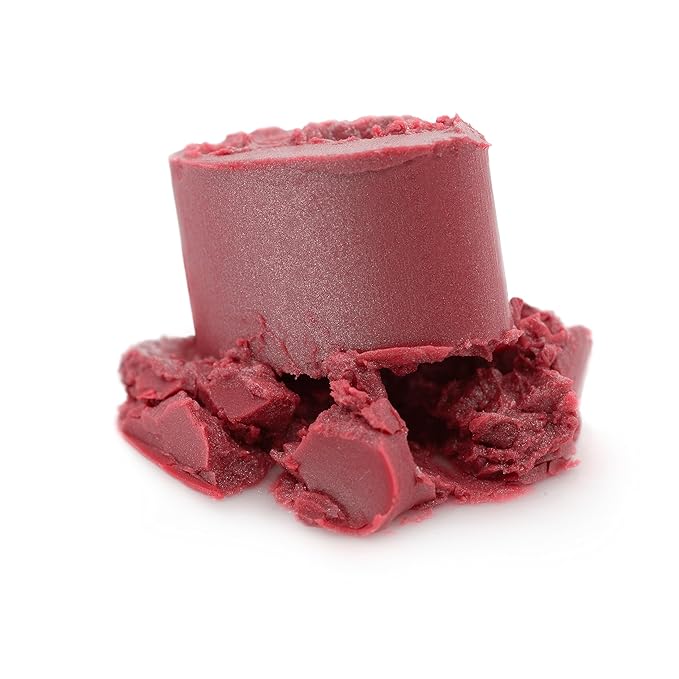 Neutrogena Revitalizing and Moisturizing Tinted Lip Balm with Sun Protective Broad Spectrum SPF 20 Sunscreen, Lip Soothing Balm with a Sheer Tint in Color Sunny Berry 30,.15 oz