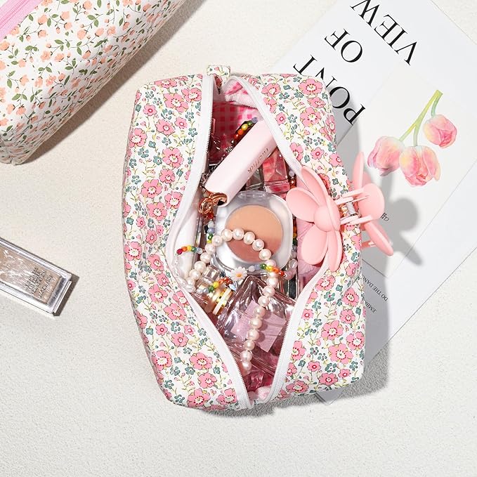 Soidram floral makeup bag quilted