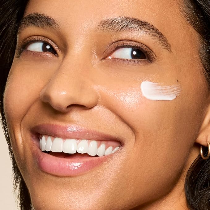 Honest Beauty Mini Hydrogel Cream with Hyaluronic Acid | Lightweight, Moisturizing Water Cream | Gentle for Sensitive Skin, Fragrance Free, Vegan | Travel Size, .57 fl oz