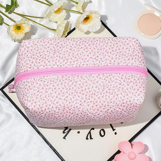 Soidram quilted makeup bag floral