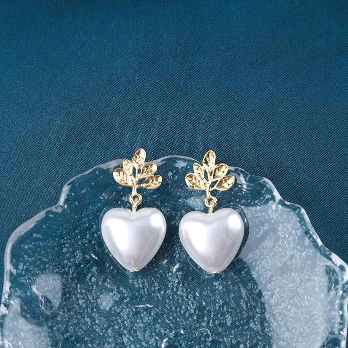 Vintage Pearl Heart Drop Earrings Gold Leaf Pearl Earrings White Pearl Heart Earrings Bridal Pearl Stud Earrings Jewelry for Women