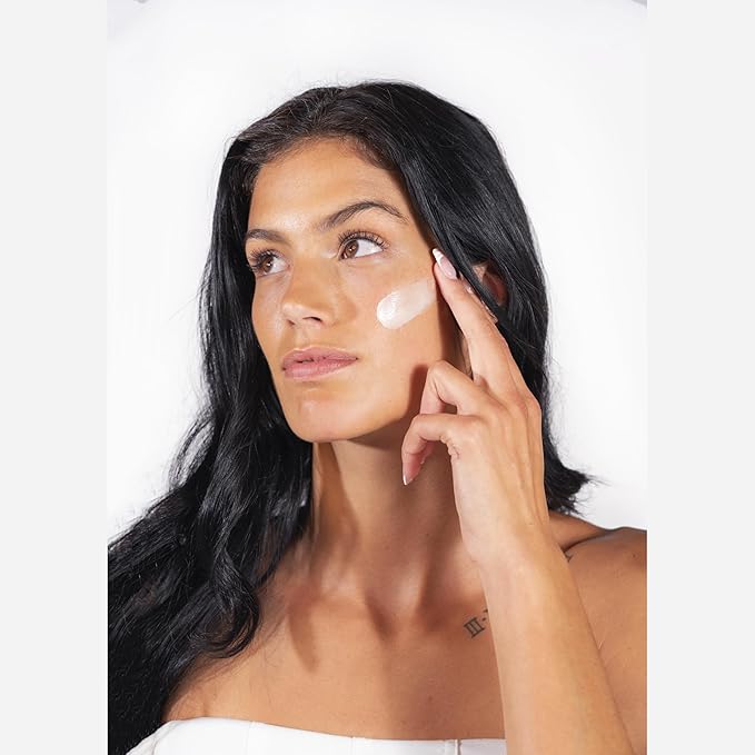 SeneGence DayTime Moisturizer for Normal to Oily Skin, 1.66 Fl Oz, Lightweight Mattifying Formula, Hydrates, Refines Texture, Controls Shine