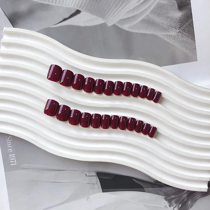 KQueenest Burgundy Red Press on Nails Short Square Nails Set, Dark Color Fake Nails Short, Small Gel Nails Press Ons, Acrylic Glue on Nails, Natural Short Nails, Petite False Nails in 24 Pcs