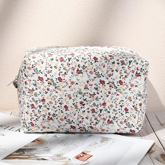 Soidram floral makeup bag quilted