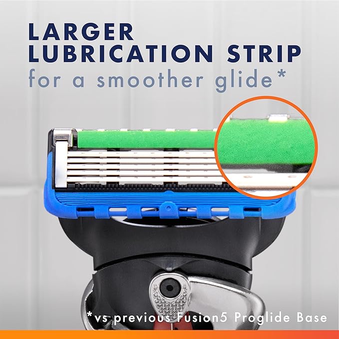 Gillette Fusion ProGlide Razor for Men, Handle + 4 Blade Refills