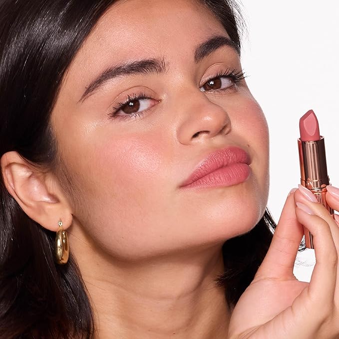 MCoBeauty - Crème Matte Luxe Lipstick - Long Lasting Hydrating Soft Matte Lipstick with Square-Tip Bullet - Cheeky Chat, Nude Pink Shade - 3.5g - Lip Makeup