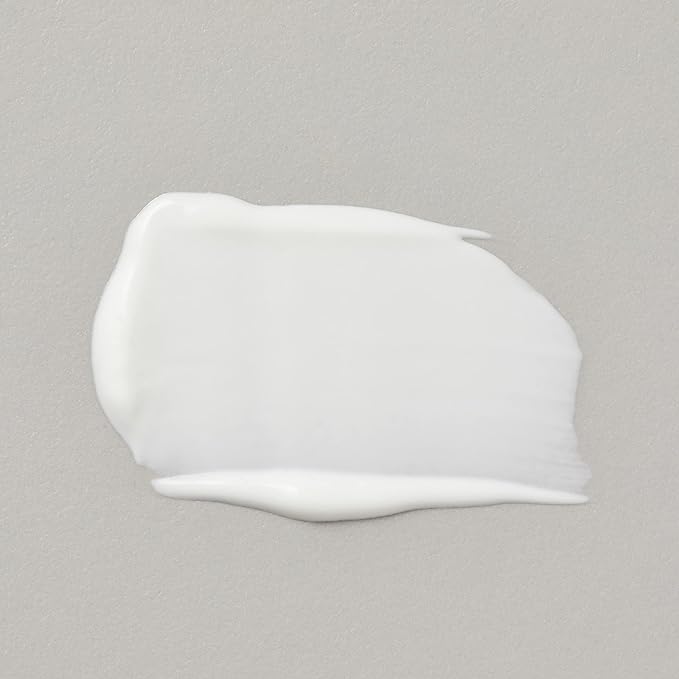 Amazon Brand - Solimo Sport Sunscreen Lotion, SPF 30, Formulated without Octinoxate & Oxybenzone, Broad Spectrum UVA/UVB Protection, unscented, 8 fl oz (Pack of 1)