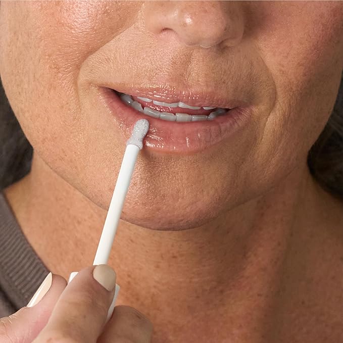 Julep So Plush Hydrating Lip Gloss – High-Shine, Non-Sticky Lip Color - Vitamin E for Soothing & Repair – Cruelty-Free, Moisturizing Gloss – In The Clear