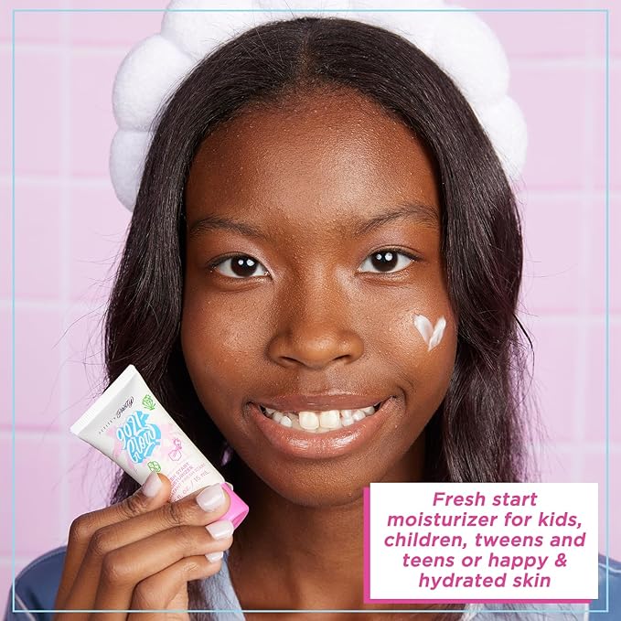 Petite ’N Pretty Sporty Set for Kids, Teens and Tweens - Skin Care Kit of Cleanser,Moisturizer, 50 pcs of Oil Blotting Sheets, and Natural Deodorant - Travel Essentials for Fresh & Glowing Skin