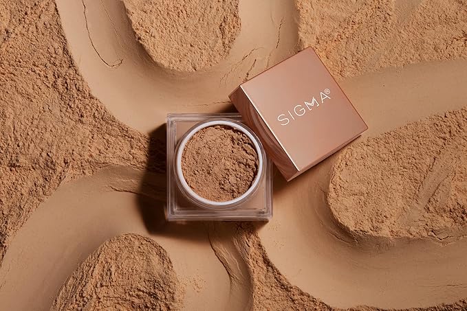 Sigma Beauty Soft Focus Setting Powder – Silky Smooth, Lightweight Loose Setting Powder for Setting Makeup, Blurring Powder Reduces the Look of Pores, Lines & Wrinkles (Honey, Medium Tan Matte)