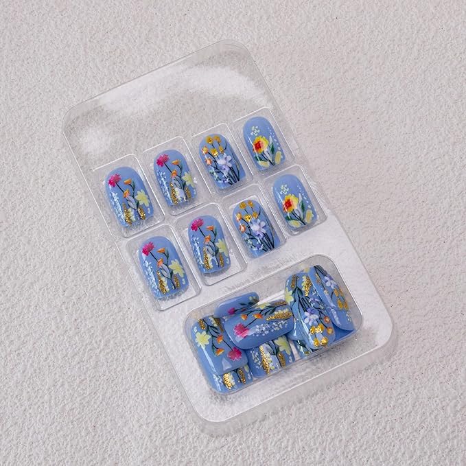 Flowers Press on Nails Short Square Fake Nails Blue 3D Floral Acrylic Nails Spring False Nails Press ons Glossy Flower Glue on Nails Glitter Artificial Nails for Women Girls Manicure 24Pcs