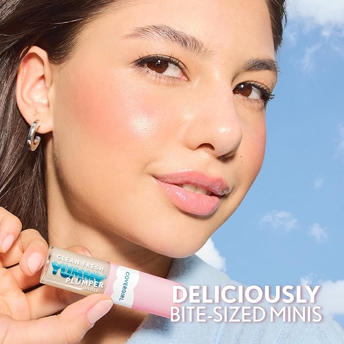 COVERGIRL Clean Fresh Yummy Gloss Plumper Bite-Sized Minis Kit - Minter is Coming & Freeze the Day