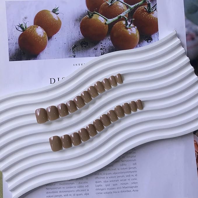 KQueenest Taupe Press on Nails Short Squoval Solid Color Glue on Nails Short Fit & Natural Small Gel Fake Nails Press on Reusable Acrylic Nails Set in 24 Pcs